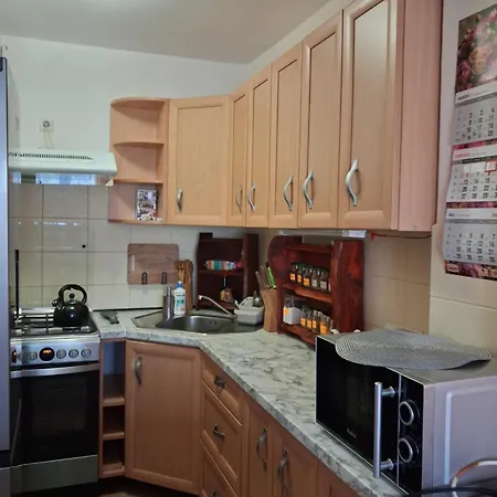 With Air Conditioning Next To Arkadia Park, 38 Sq Meters Apartamento
