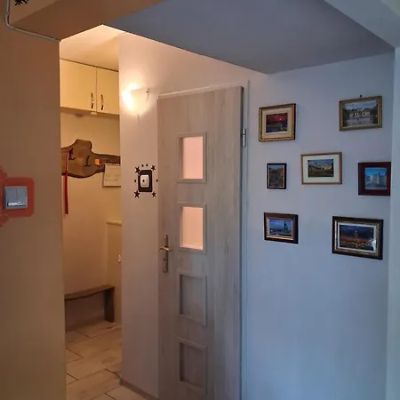 With Air Conditioning Next To Arkadia Park, 38 Sq Meters